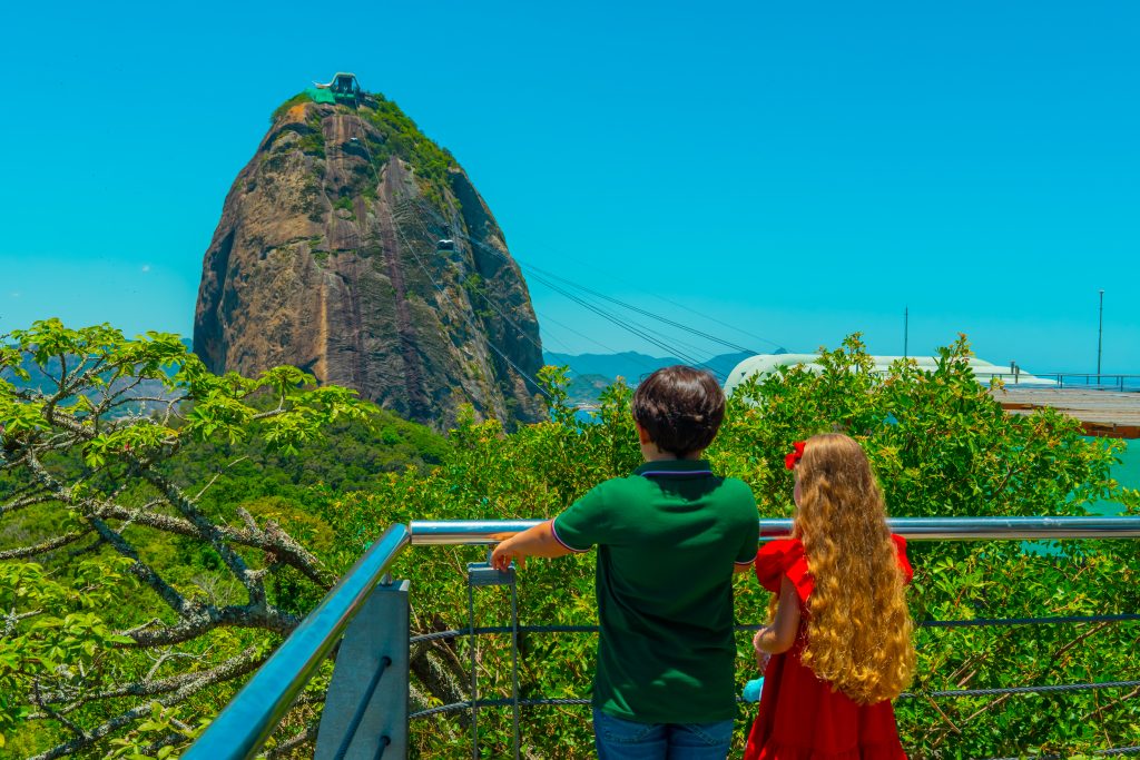 labirinto muito louco bondinho 1 1024x683.jpg