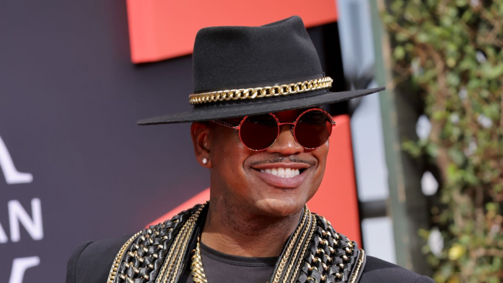 Ne-Yo anuncia show em camarote na Sapucaí na terça-feira de Carnaval image 55.png
