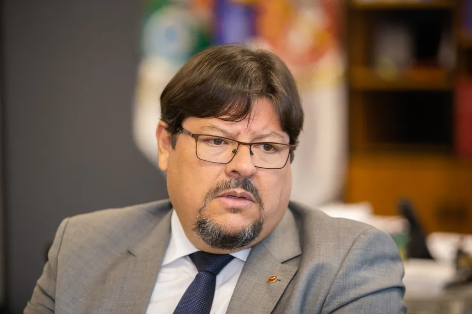 Ex-procurador-geral de Justiça, Luciano Mattos anuncia aposentadoria após 33 anos no MPRJ whatsapp image 2022 09 16 at 10.39.22.webp.webp