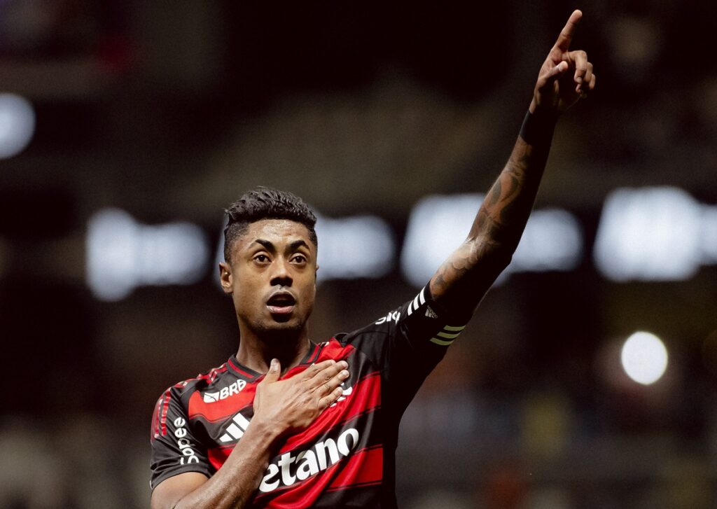 Idolatria, carisma e mais: entenda motivos do Flamengo para renovar com Bruno Henrique bruno henrique flamengo atletico mg campeonato brasileiro 2025 arena mrv 2.jpg