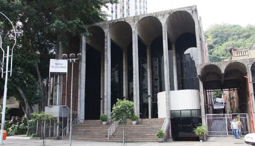 Durante evento no Palácio da Cidade, prefeito do Rio sugere reconstrução do Teatro Villa-Lobos teatro villa lobos 3 1.jpg